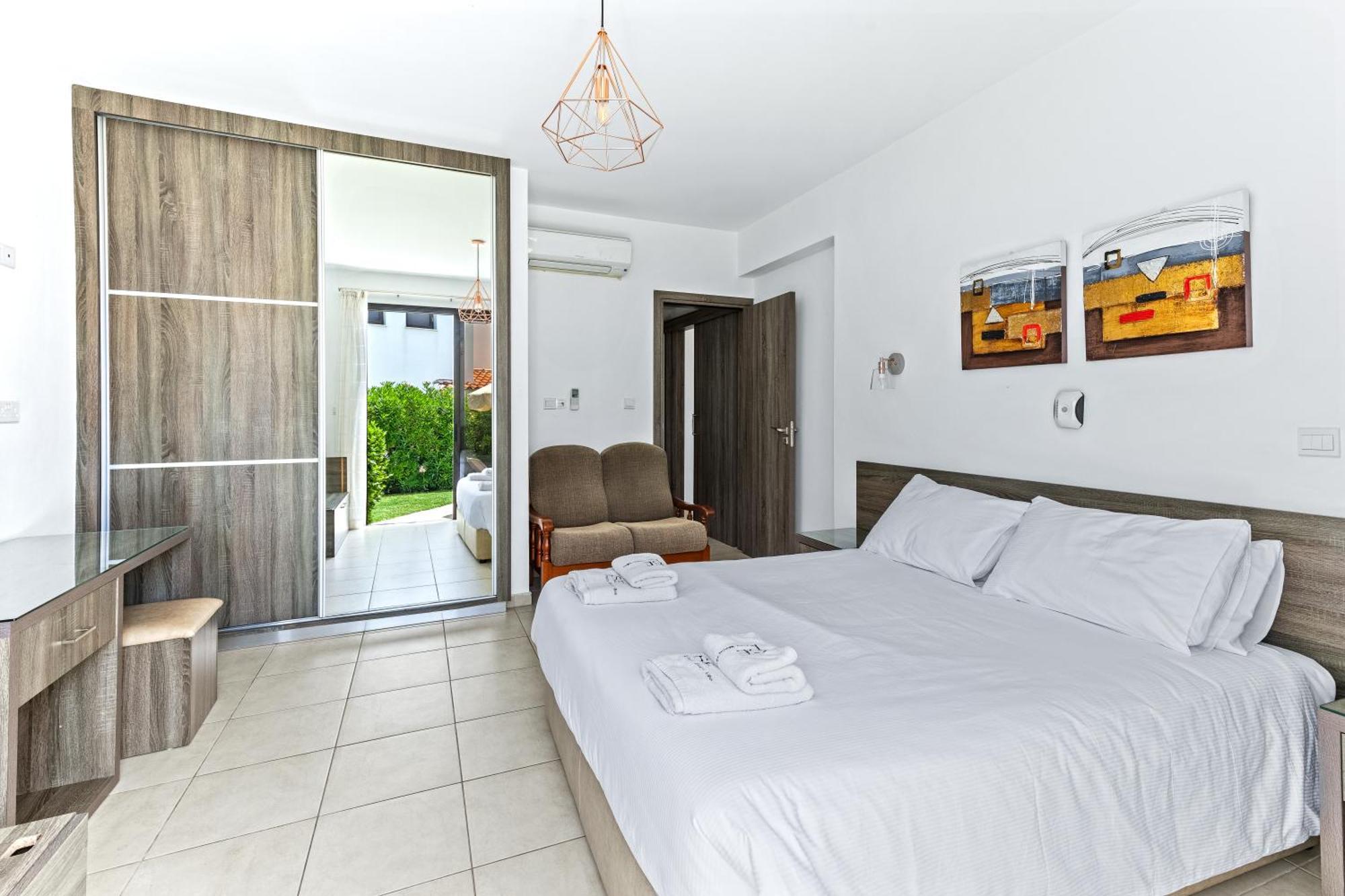 Platzia Villa Pafos
